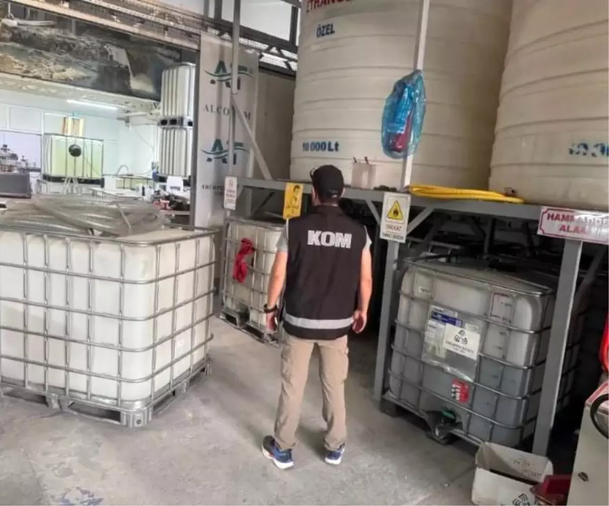 antalyada 14 bin litre kacak alkol ele gecirildi su275grN.jpg