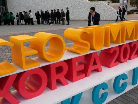 apec zirvesi rusya heyeti guney korede fIvSHZDl.jpg