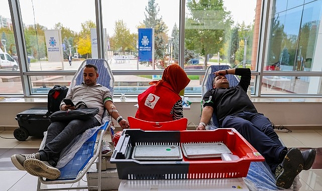 selcuklu belediyesi personelinden kizilaya kan bagisi destegi aF9c8js9.jpg