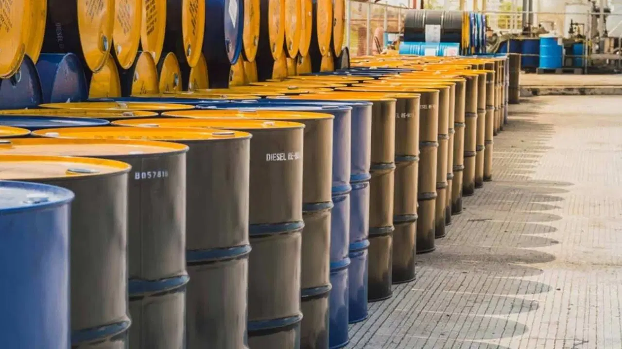 abdnin petrol sondaj kulesi sayisi azaldi R6aK2Fws.jpg