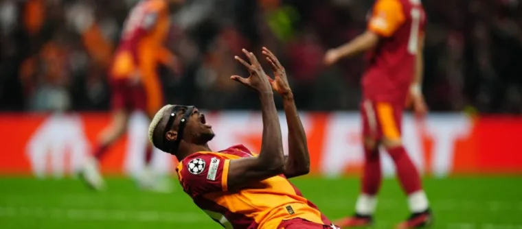 osimhen uefaya konustu cok fakir bir aileden geldim zt7O6Owc.webp