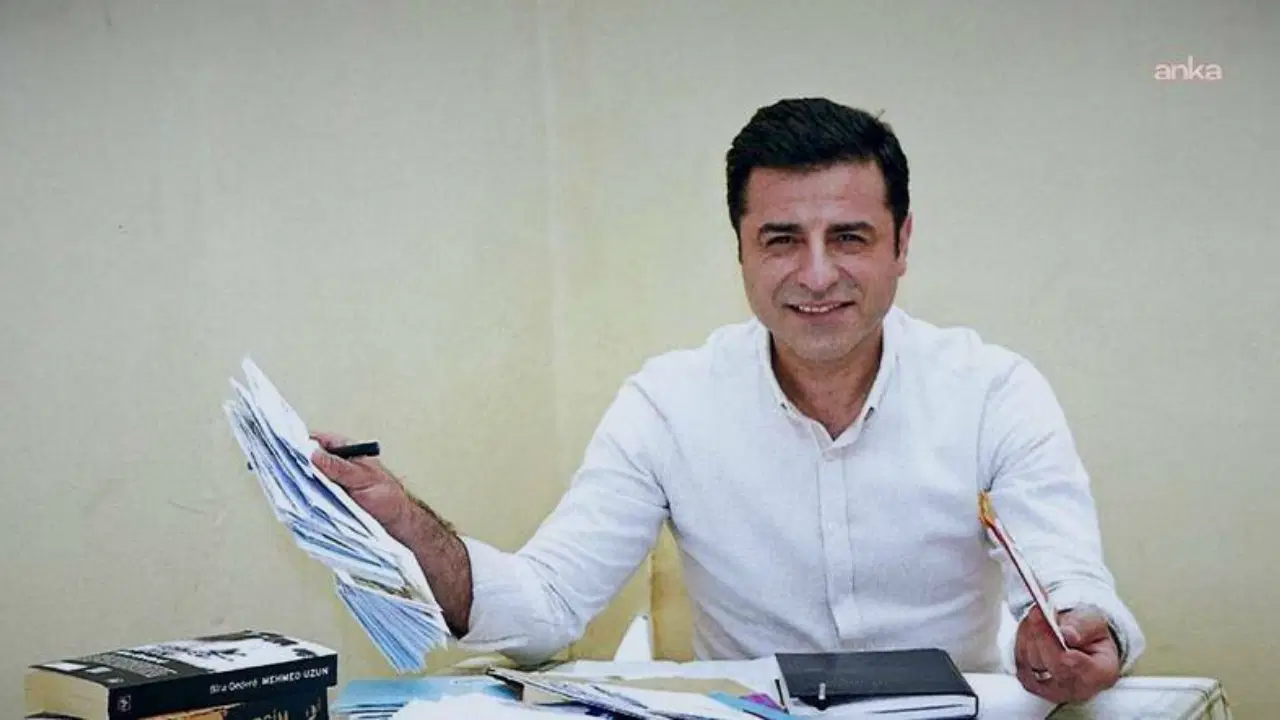 sosyalistlerden demirtas karari icin ortak cagri siyasi iktidar ihlal kararlarina direnmekten vazgecmeli X5s5bLen.jpg