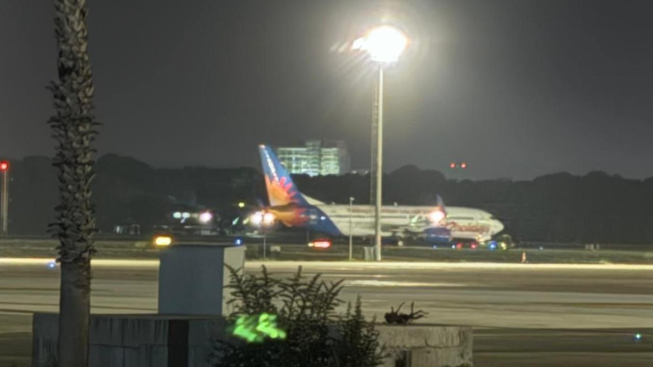 Uçuş Sırasında Fenalaşan Pilot, Antalya’da Acil İniş Yaptı