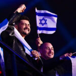 israil-sahneye-cikti-salon-karisti-soykirimi-durdurun-sloganlari-eurovisiona-damga-vurdu-Je74BRYD