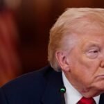 trumpa-bir-sok-daha-mahkeme-uygulamaya-konan-gumruk-vergilerini-hukuksuz-buldu-B5pmCdUp
